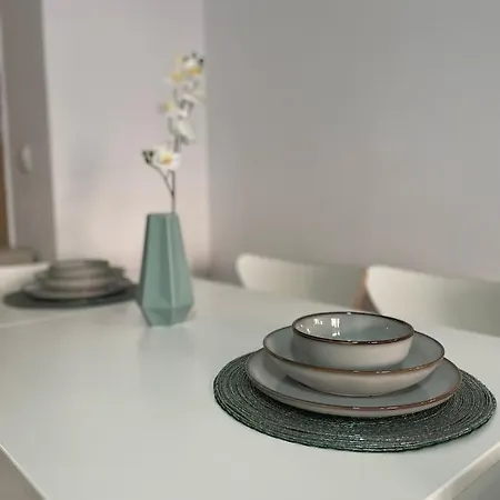 Three Bedroom With Pool In Lägenhet