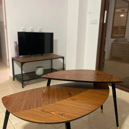 Three Bedroom With Pool In Torrevieja