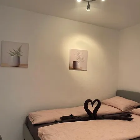 Three Bedroom With Pool In *